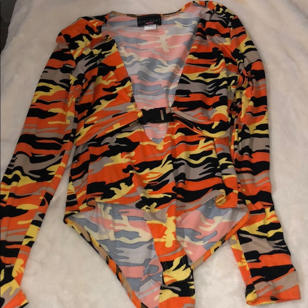 Never worn but no tags!!